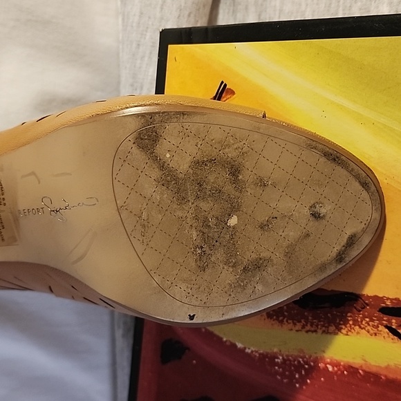 Report Signature Braden Beige Mules - Picture 8 of 16